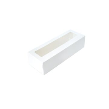 3 DONUT WHITE WINDOW BOX